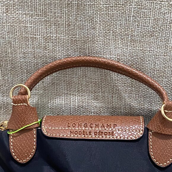 Longchamp Black Mini Tote Bag In A Classic Dumpling Shape. - Picture 5 of 6